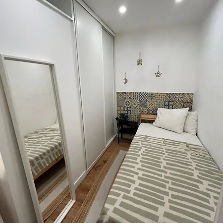 Apartamento Single Real